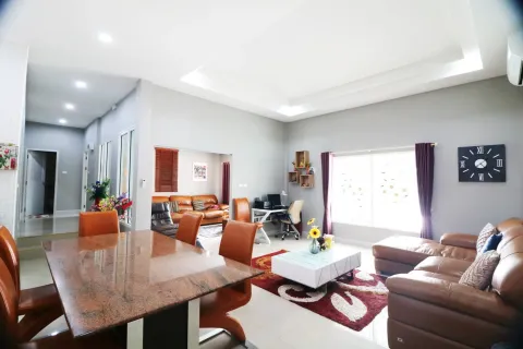 Maison à Khon Kaen, Thaïlande 4 chambres № 144892 - photo 6