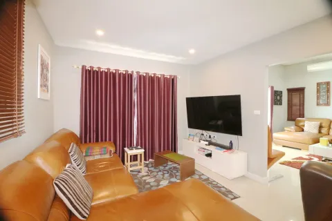 Maison à Khon Kaen, Thaïlande 4 chambres № 144892 - photo 11