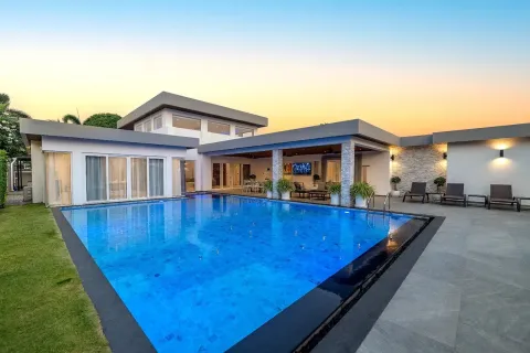 บ้านในพัทยา, ประเทศไทย 6 ห้องนอน № 210665