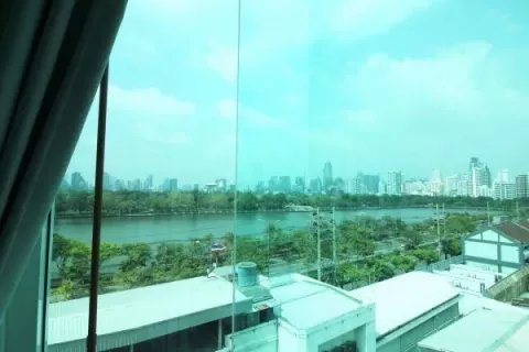 Студия в кондо в Клонг Тоэй, Бангкок, Таиланд № 137892 - фото 6