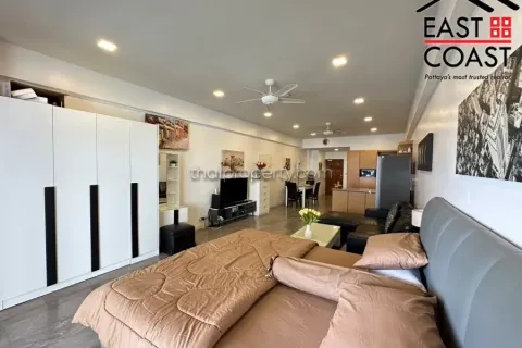 Studio in the Condo on Jomtien Beach, Pattaya, Thailand  № 212631