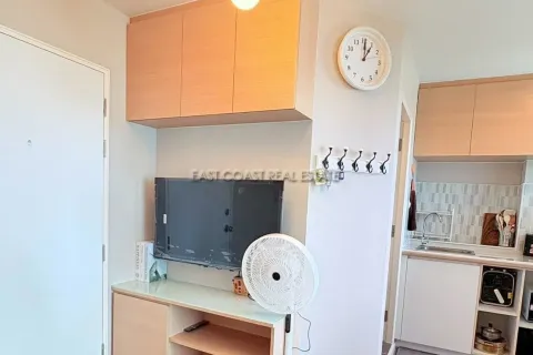 Condominio de 1 dormitorio en Jomtien Beach, Pattaya, Tailandia № 212628 - foto 4