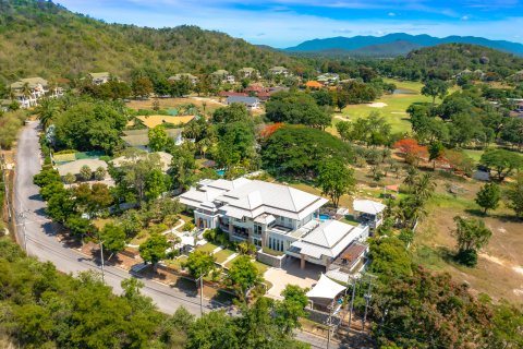 Villa in Cha-am, Thailand 9 Schlafzimmer № 222123 - Foto 17