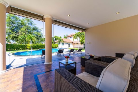 Villa in Cha-am, Thailand 7 Schlafzimmer № 222127 - Foto 23