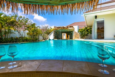 Villa in Hua Hin, Thailand 7 Schlafzimmer № 222125 - Foto 4