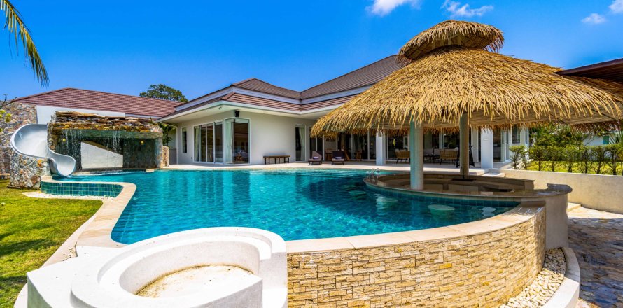 Villa in Hua Hin, Thailand 7 Schlafzimmer № 222125