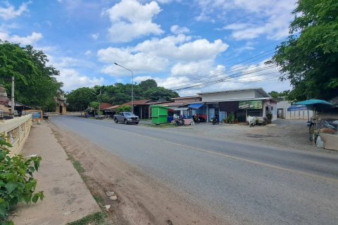 Terrain à Lopburi, Thaïlande 3200 m2 № 154391 - photo 1