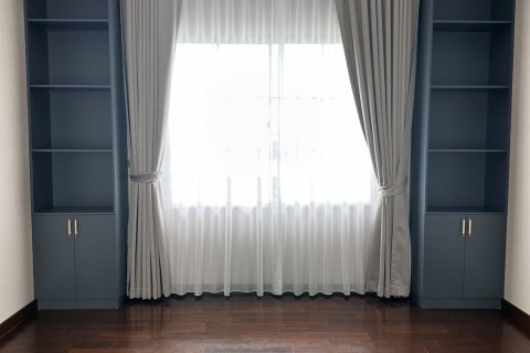 Maison à Samut Prakan, Thaïlande 4 chambres № 154392 - photo 16