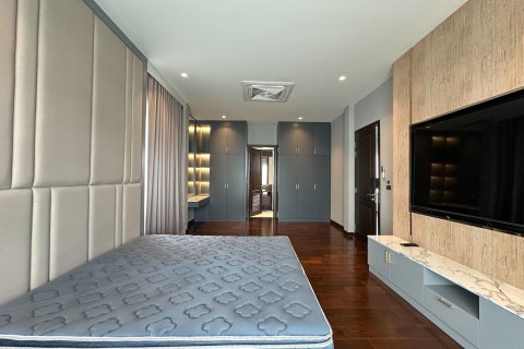 Maison à Samut Prakan, Thaïlande 4 chambres № 154392 - photo 12