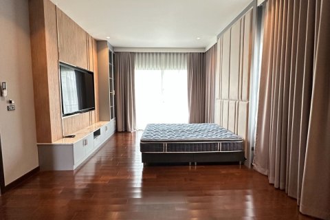 Maison à Samut Prakan, Thaïlande 4 chambres № 154392 - photo 10