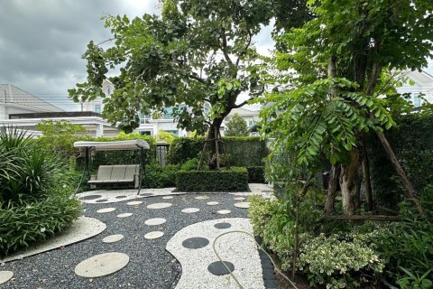 Maison à Samut Prakan, Thaïlande 4 chambres № 154392 - photo 26