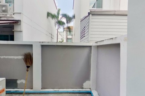 Таунхаус в Чом Тхонге, Бангкок, Таиланд с 3 спальнями  № 154394 - фото 7