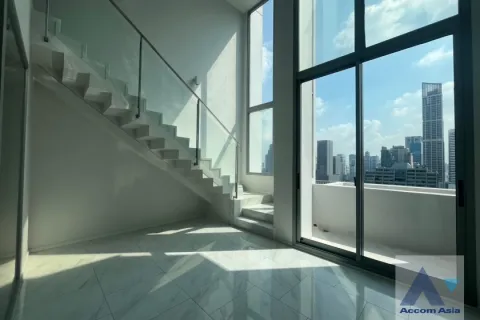 Duplex in Watthana, Bangkok, Thailand 2 Schlafzimmer № 216466 - Foto 3
