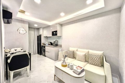 Condo in Bang Lamung, Thailand, 1 bedroom  № 118382 - photo 1