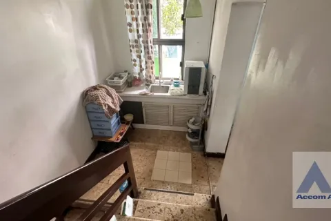 Haus in Watthana, Bangkok, Thailand 4 Schlafzimmer № 215644 - Foto 3