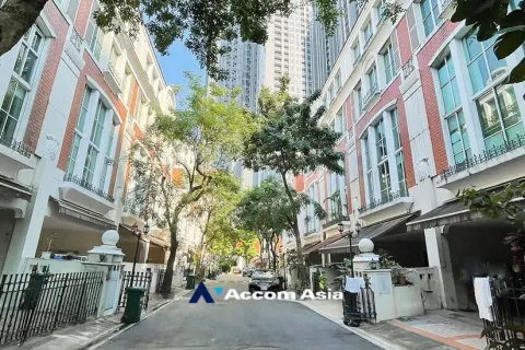 Haus in Watthana, Bangkok, Thailand 4 Schlafzimmer № 215642 - Foto 7