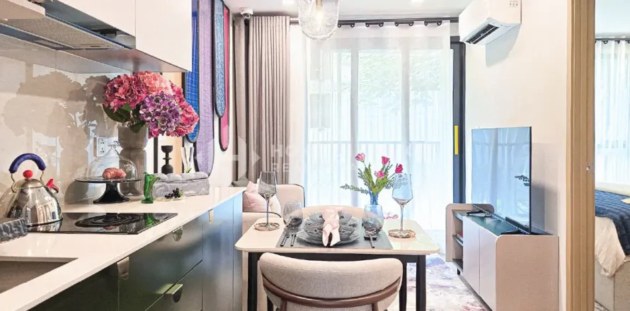 Condo in Phuket, Thailand, 1 bedroom  № 161434