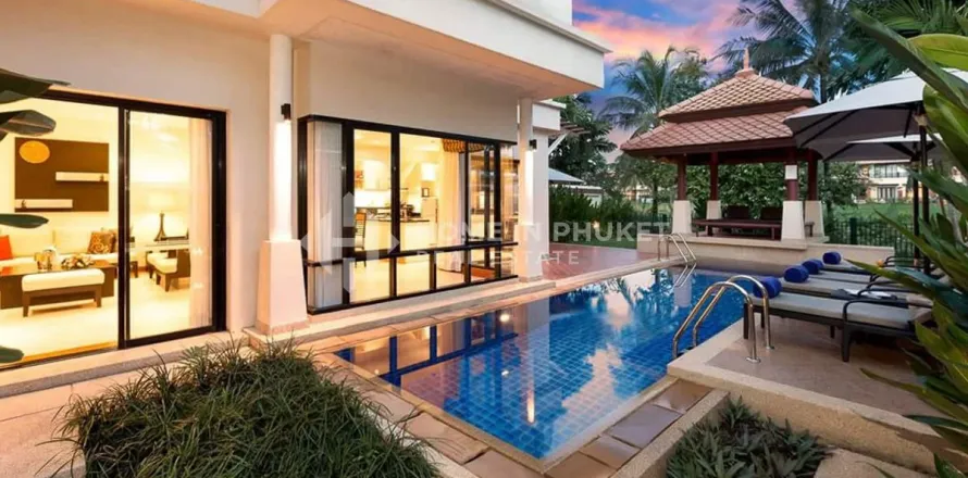 Maison à Phuket, Thaïlande 4 chambres № 161437