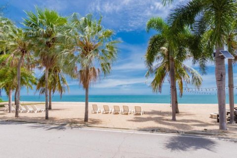 Studio in the Condo in Cha-am, Thailand  № 169198