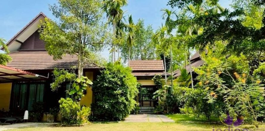 Maison à Chiang Mai, Thaïlande 7 chambres № 149591