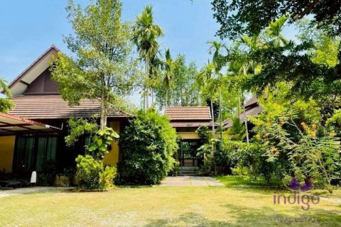 Maison à Chiang Mai, Thaïlande 7 chambres № 149591