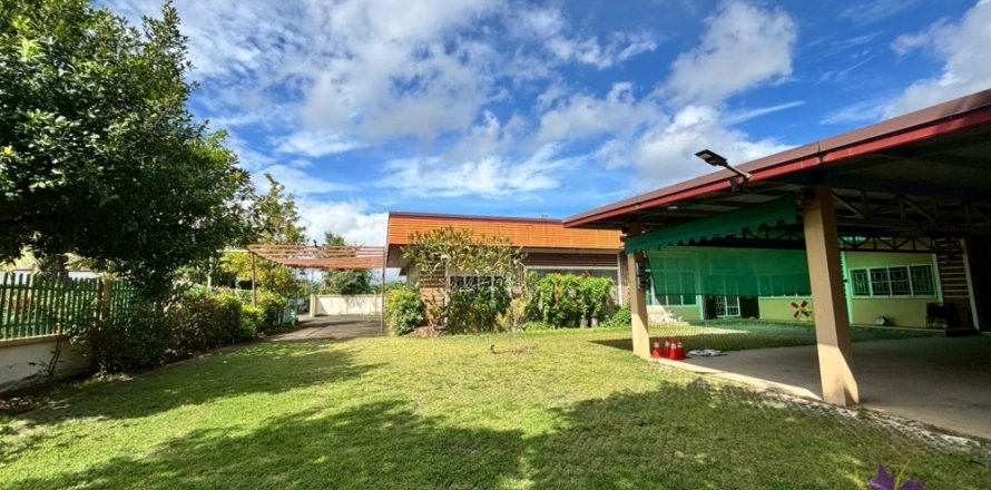 Maison à Chiang Mai, Thaïlande 5 chambres № 149592