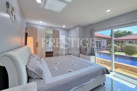 House in Pattaya, Thailand 6 bedrooms № 202030 - photo 22