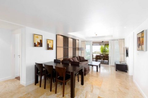 Condo in Wichit, Thailand, 3 bedrooms  № 117227 - photo 2