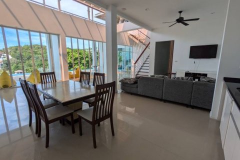 Villa in Surat Thani, Thailand 6 bedrooms № 117228 - photo 6