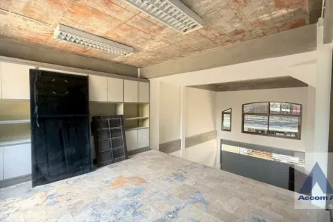 Townhouse in Watthana, Bangkok, Thailand 5 bedrooms № 214544 - photo 13