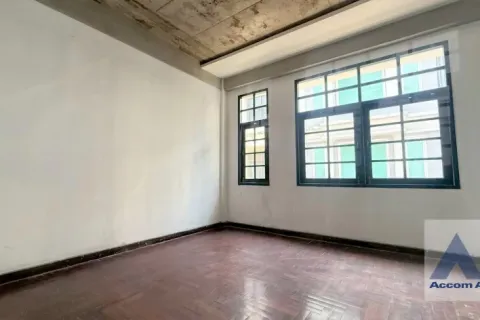 Townhouse in Watthana, Bangkok, Thailand 5 bedrooms № 214544 - photo 3