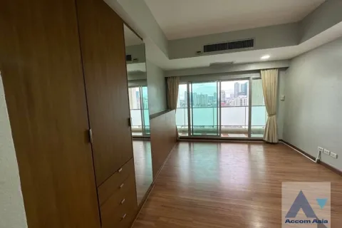 Duplex in Yan Nawa, Bangkok, Thailand 2 bedrooms № 214547 - photo 12