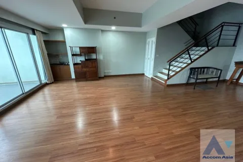 Duplex in Yan Nawa, Bangkok, Thailand 2 bedrooms № 214547 - photo 2