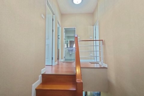 Maison à Nonthaburi, Thaïlande 3 chambres № 164571 - photo 4