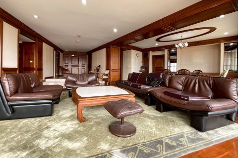 Condo à Khlong San, Bangkok, Thaïlande, 3 chambres № 164573 - photo 8