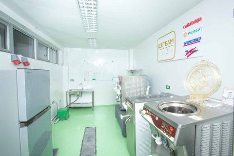 Townhouse à Samut Prakan, Thaïlande 6 chambres № 164574 - photo 15