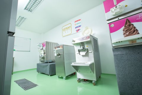 Townhouse à Samut Prakan, Thaïlande 6 chambres № 164574 - photo 13