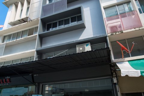 Townhouse à Samut Prakan, Thaïlande 6 chambres № 164574 - photo 14