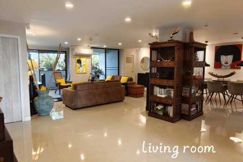 Кондоминиум с 3 спальнями в Ваттхане, Бангкок, Таиланд № 164572 - фото 2