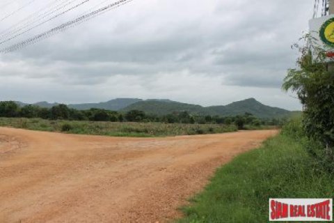 ที่ดินในอำเภอหัวหิน, ประเทศไทย 14400 ตร.ม. № 202480 - รูปถ่าย 2