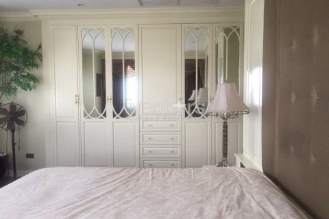 Condo à Yan Nawa, Bangkok, Thaïlande, 3 chambres № 160908 - photo 4