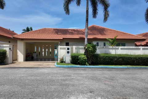 Дом в Паттайе, Таиланд с 4 спальнями  № 8609 - фото 4