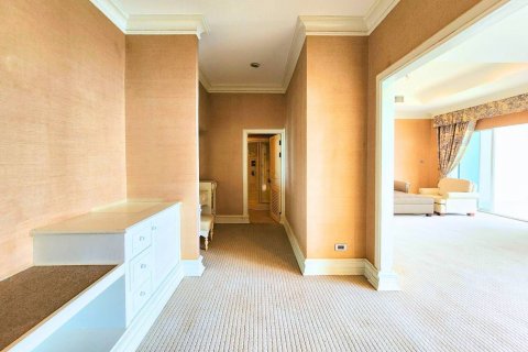 Condo in Cha-am, Thailand, 6 bedrooms  № 137173 - photo 26