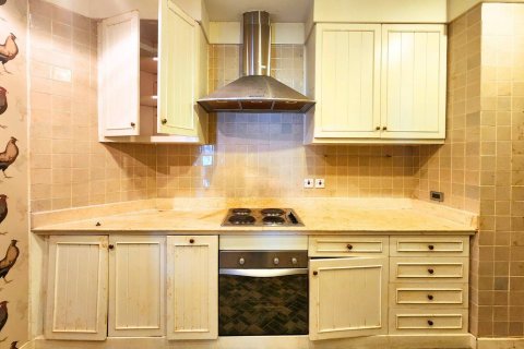 Condo in Cha-am, Thailand, 6 bedrooms  № 137173 - photo 4