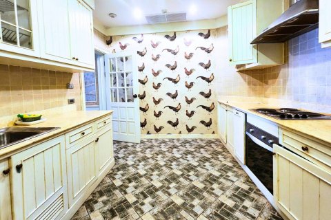 Condo in Cha-am, Thailand, 6 bedrooms  № 137173 - photo 5