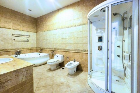 Condo in Cha-am, Thailand, 6 bedrooms  № 137173 - photo 27