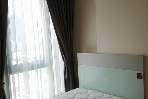 Кондоминиум с 2 спальнями в Дин Даенге, Бангкок, Таиланд № 137175 - фото 7