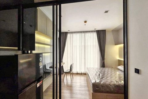 Studio dans le Condo à Bangkok, Thaïlande  № 173040 - photo 5