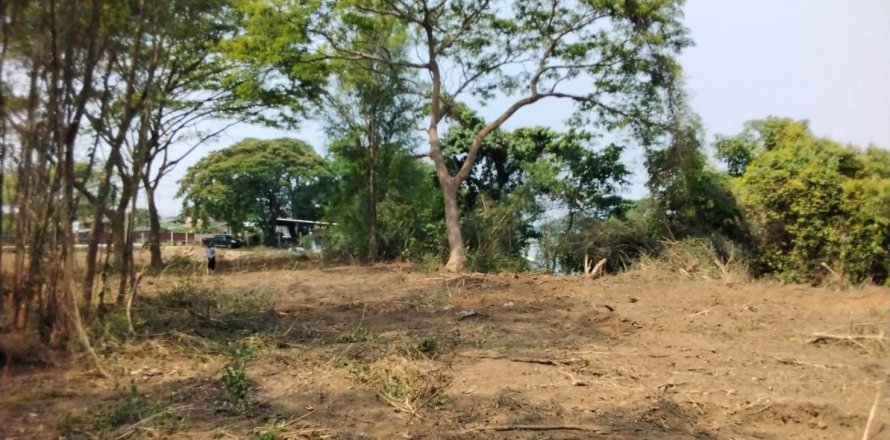 Land in Lampang, Thailand 32000 sq.m. № 135796