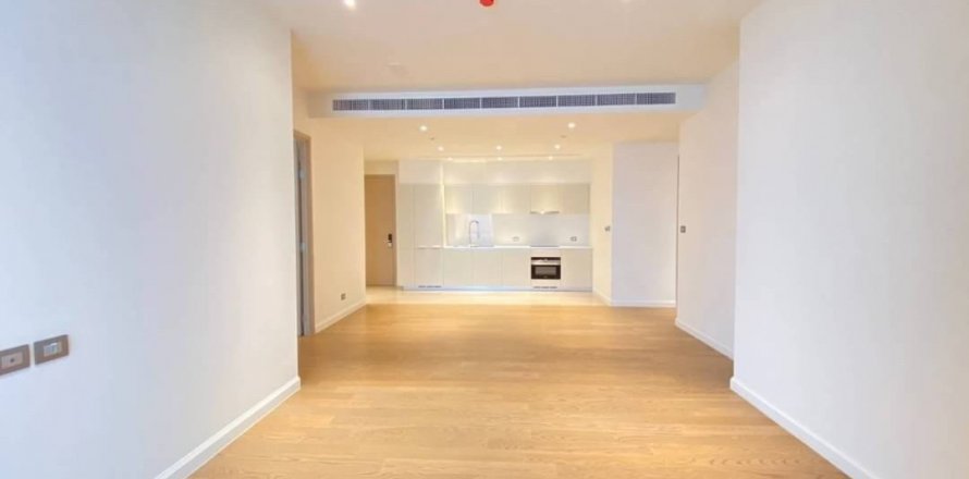 Condo in Khlong San, Bangkok, Thailand, 3 bedrooms  № 134093